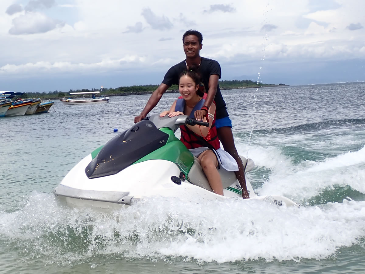 Sewa Jet Ski dengan Instruktur di Bali